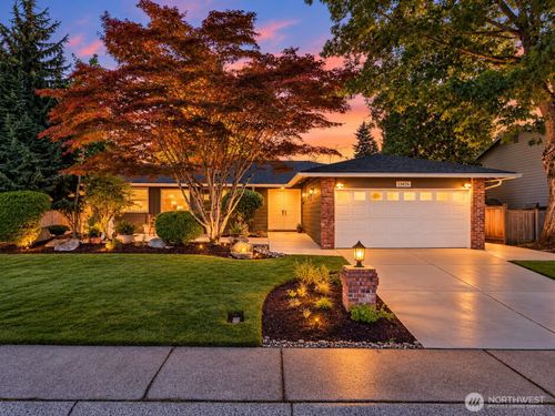 13426 117th Ave Ne, Kirkland, WA, 98034-2163 | Card Image