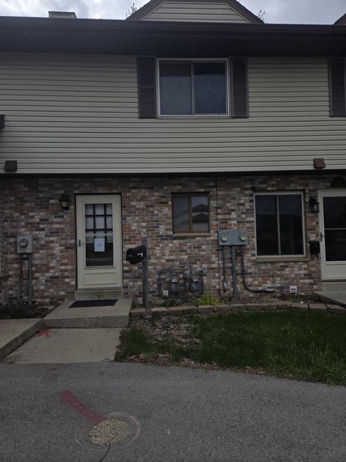 890 Bishop Court, Fond Du Lac, WI, 54935 | Card Image