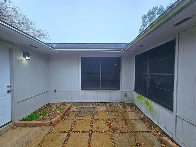 6402 Barrygate Dr, House other with 3 bedrooms, 2 bathrooms and 2 parking in Spring TX | Image 11