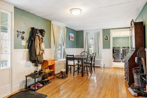 162 Caswell Ave, Derby Line, VT, 05830-8902 | Card Image