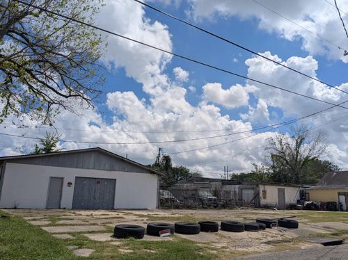 1684 & 1740 N 32nd St, Baton Rouge, LA, 70802-2225 | Card Image
