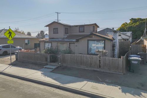 235 E 1st St, Buttonwillow, CA, 93206-8000 | Card Image