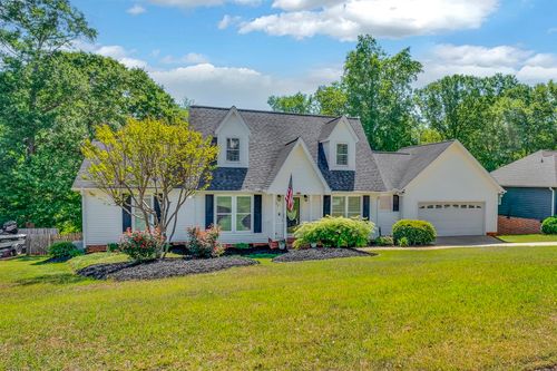 162 Woodcreek Dr, Spartanburg, SC, 29303-1943 | Card Image