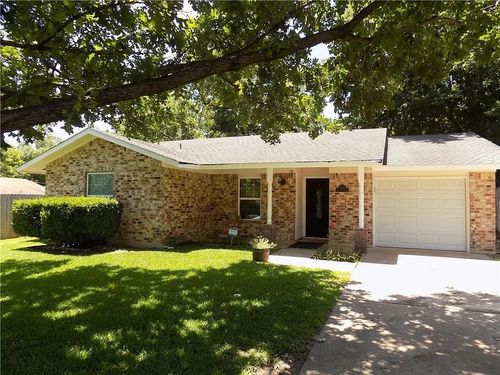 8402 Leesburg Cir, Austin, TX, 78758-7905 | Card Image