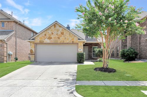 300 Black Bear Dr, McKinney, TX, 75071-8612 | Card Image