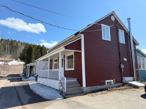 15 Rue Boulet, Saint-Pacôme, QC, G0L3X0 | Card Image