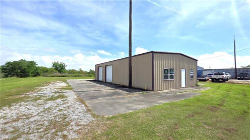 36173 Highway 11, Buras, LA, 70041-5101 | Card Image