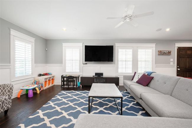 1719 Guese Rd, House other with 4 bedrooms, 2 bathrooms and 2 parking in Houston TX | Image 12