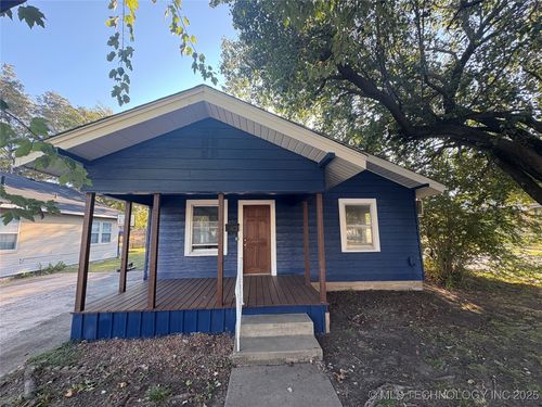 402 E St Nw, Ardmore, OK, 73401-4202 | Card Image