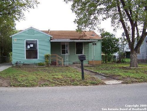 211 Lorita Drive, San Antonio, TX, 78214 | Card Image