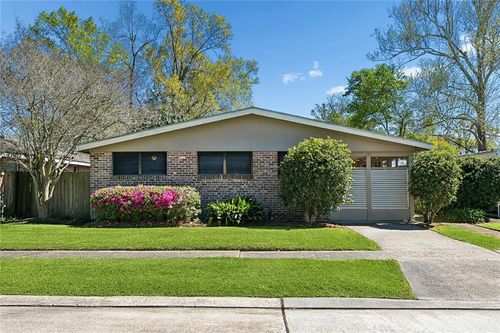 121 Levee View Dr, River Ridge, LA, 70123-3516 | Card Image