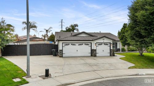 6126 Potenza Ln, Bakersfield, CA, 93308-7148 | Card Image