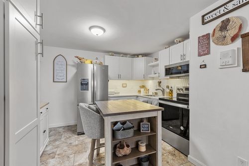 apt-7-105 Ridgewood Ln, Gardner, MA, 01440-2046 | Card Image