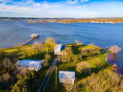 713 M Anthony Loop, House other with 4 bedrooms, 3 bathrooms and null parking in Possum Kingdom Lake TX | Image 3