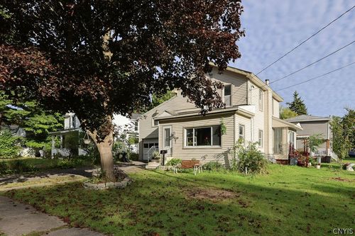 502 Gansvoort St, Fulton, NY, 13069-1607 | Card Image