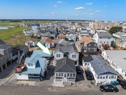 16 Riverview Ter, Hampton, NH, 03842-3386 | Card Image