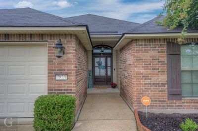 3823 Pickering Pass Drive, House other with 3 bedrooms, 2 bathrooms and null parking in Bossier City LA | Image 2