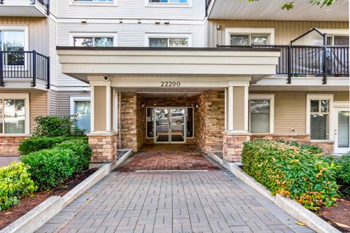 210-22290 North Avenue, Maple Ridge, BC, V2X8Z8 | Card Image