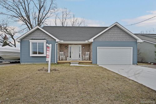 7211 Audubon St, Clay, MI, 48001-4101 | Card Image