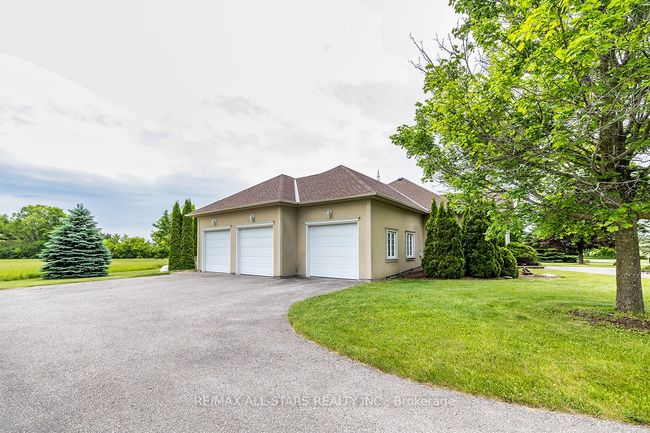 12883 Concession 5 Rd, Home with 2 bedrooms, 2 bathrooms and 12 parking in Uxbridge ON | Image 4