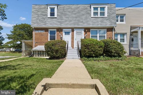 71-2752 Iverson St, TEMPLE HILLS, MD, 20748-1506 | Card Image