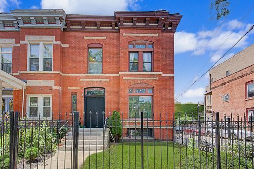 700 S Oakley Boulevard, Chicago, IL, 60612 | Card Image