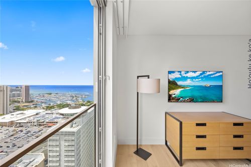 3805-1390 Kapiolani Blvd, Honolulu, HI, 96814-3689 | Card Image