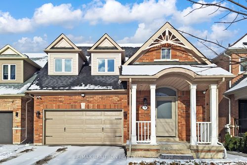 70 Earl Stewart Dr, Aurora, ON, L4G7P4 | Card Image