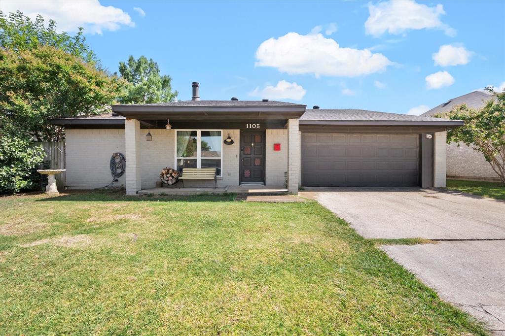 Birchbrook St, Grand Prairie, TX 75052