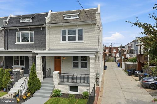 409 Farragut St Nw, WASHINGTON, DC, 20011-6116 | Card Image