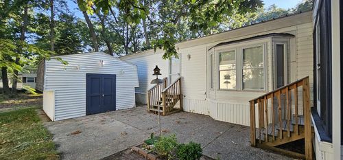 4927 Winesap Dr, Muskegon, MI, 49442-2911 | Card Image