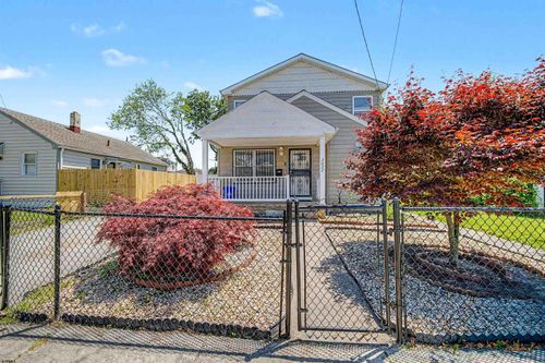2022 Blaine Ave, Atlantic City, NJ, 08401-3014 | Card Image