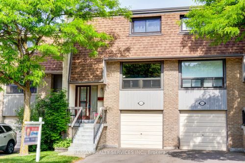 112-112 Ashton Cres, Brampton, ON, L6S3J9 | Card Image