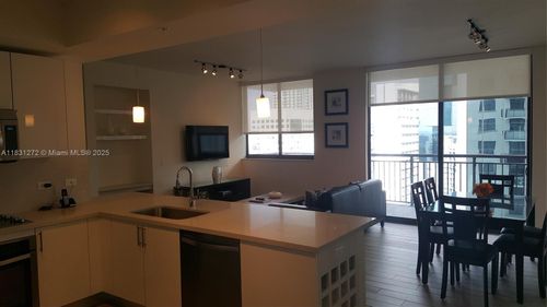 apt-2514-999 Sw 1st Ave, Miami, FL, 33130-3489 | Card Image