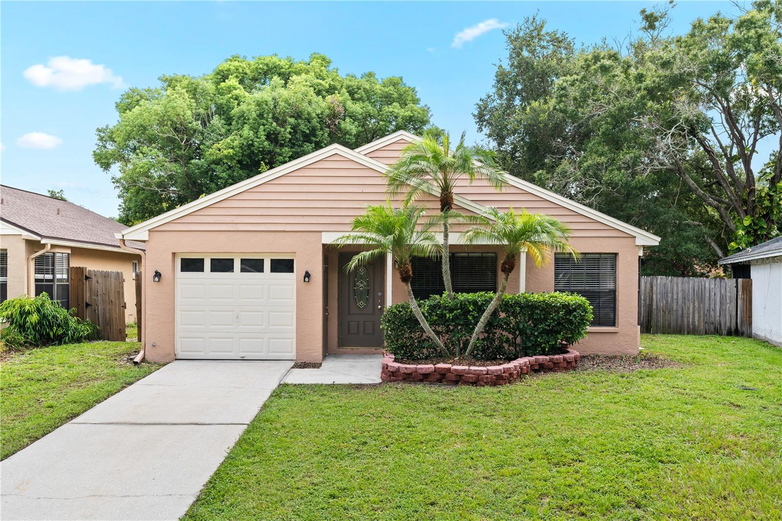 Bellingham Pl, Palm Harbor, FL 34684