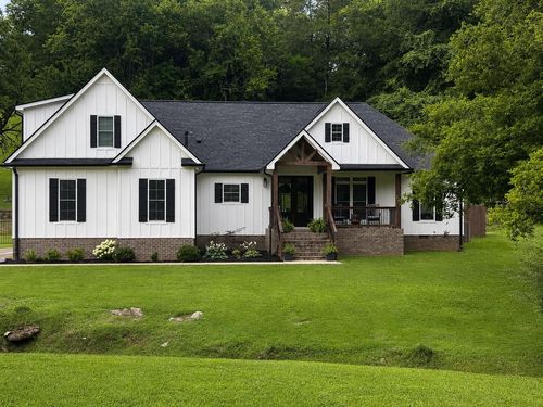 451 William Whitworth Rd, Pulaski, TN, 38478-5883 | Card Image