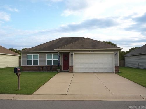 2965 Beechwood Dr, Conway, AR, 72032-8100 | Card Image