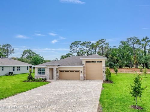 9157 Players Dr, WEEKI WACHEE, FL, 34613-5597 | Card Image