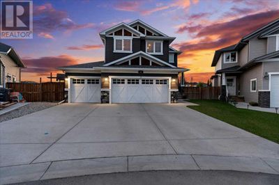 806 Hampshire Pl Ne, House other with 5 bedrooms, 4 bathrooms and 6 parking in High River AB | Image 1