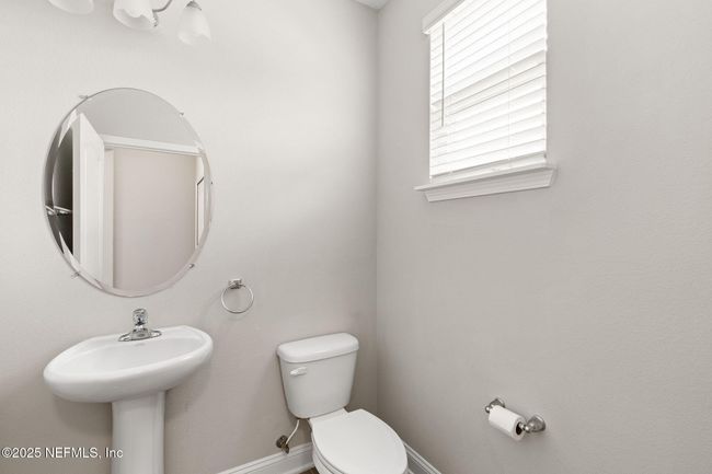 Half bathroom downstairs (2) | Image 23