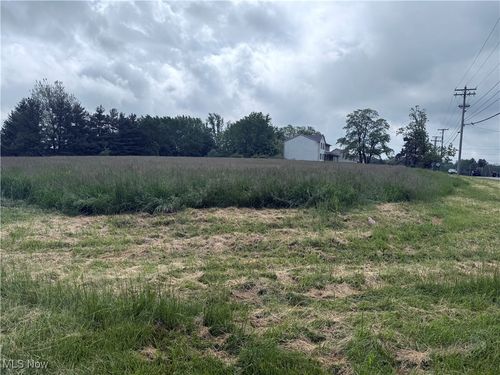 10484 Cleveland Avenue Nw, Uniontown, OH, 44685 | Card Image
