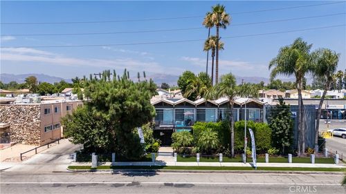 20951 Roscoe Blvd, Canoga Park, CA, 91304-4366 | Card Image