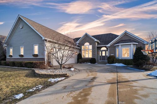 1707 38th Court, KENOSHA, WI, 53144 | Card Image