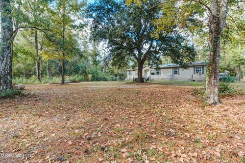 7141 Road 406, Kiln, MS, 39556-3700 | Card Image