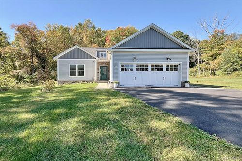 221 Maple Ave, Monroe, NY, 10950-1408 | Card Image