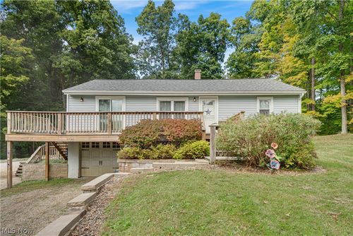 9794 Stukey Ln, Chardon, OH, 44024-9724 | Card Image