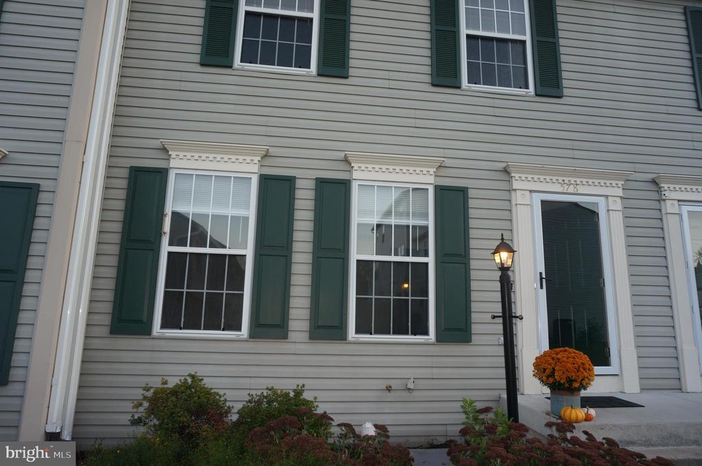 Benton Ct, Harrisburg, PA 17112