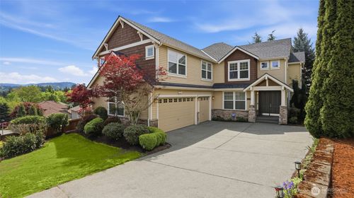 11935 Se 76th St, Newcastle, WA, 98056-1777 | Card Image