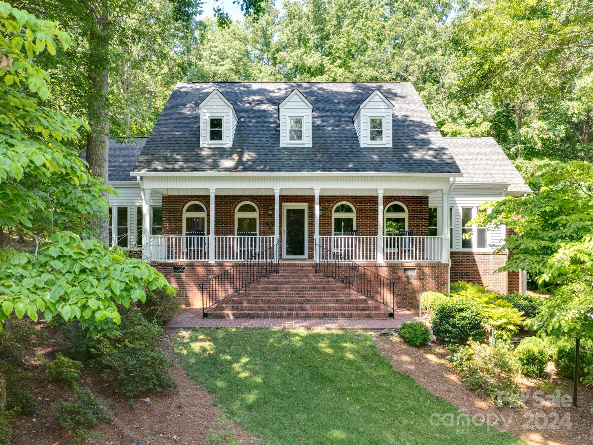Tara Trl, Lancaster, SC 29720