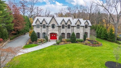 9 Beechtree Ln, Essex Fells, NJ, 07021-1206 | Card Image